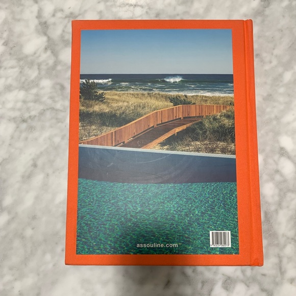 The Big Book of The Hamptons - Picture 4 of 4